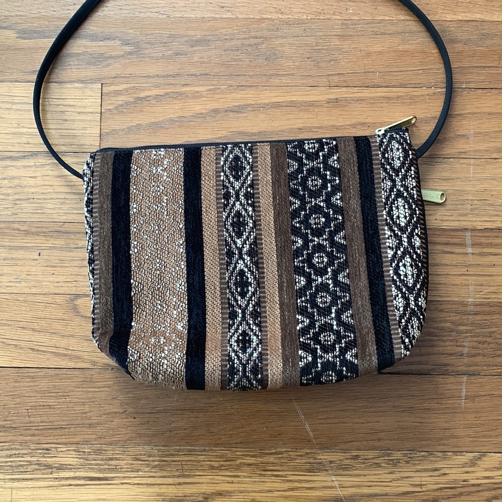 👜 Danny K of Beverly Hills brown/black fabric purse with adjustable strap. - Picture 3 of 11